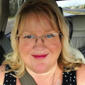 Meet your Posher, Crisinda